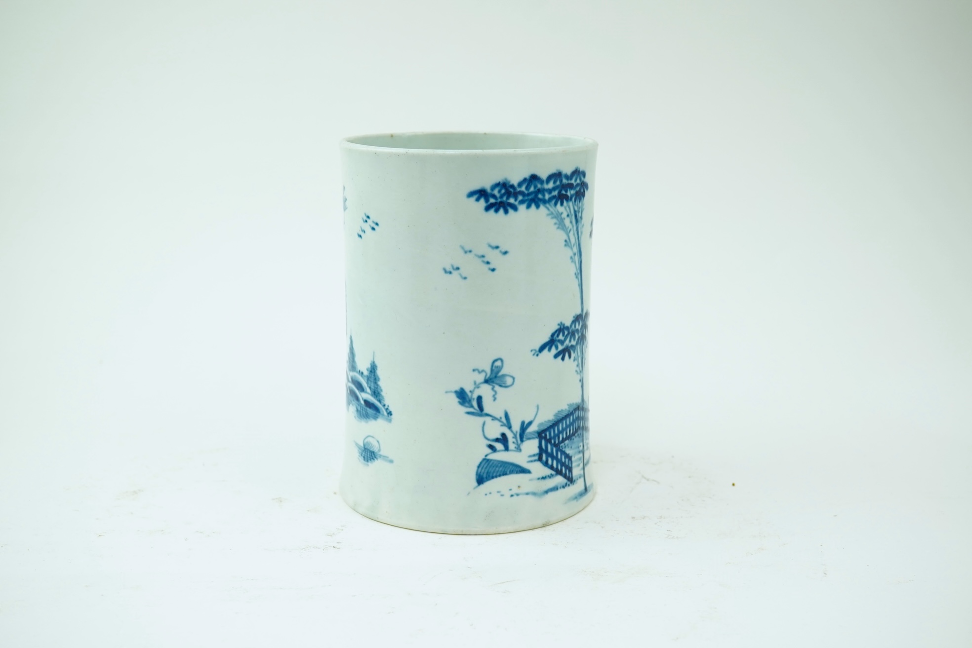A large Worcester blue and white scratch cross type mug or tankard decorated in the Plantation pattern, c.1754-56